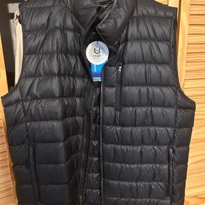 Men's Black Puffer Vest